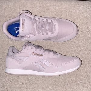 Reebok sneaker